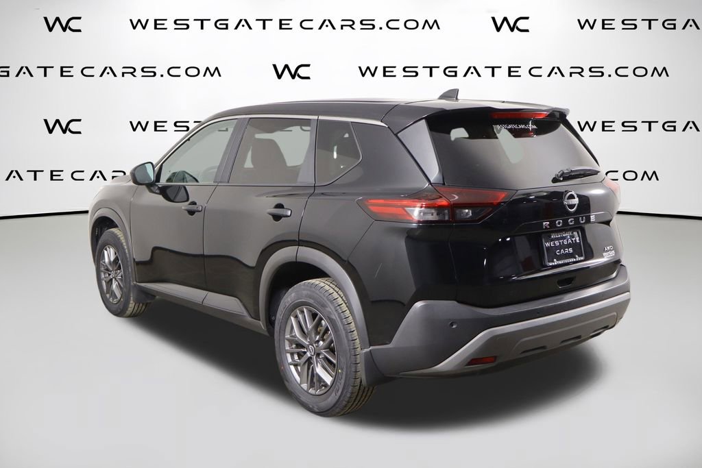 Used 2023 Nissan Rogue S image 45