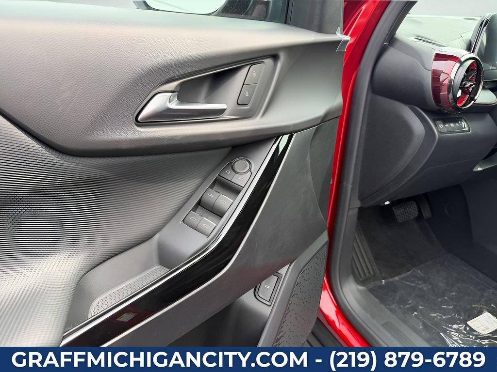 New 2027 Chevrolet Equinox RS AWD/4WD image 9