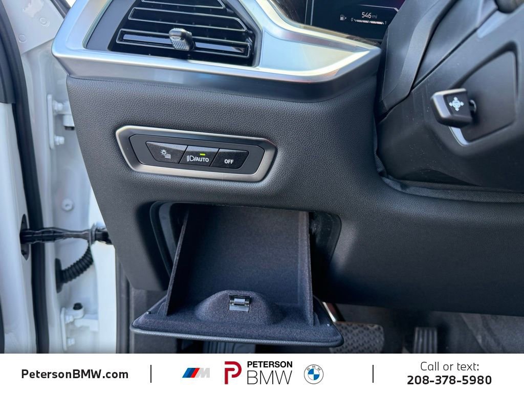 New 2027 BMW X7 xDrive40i w/ Premium Package AWD/4WD image 40