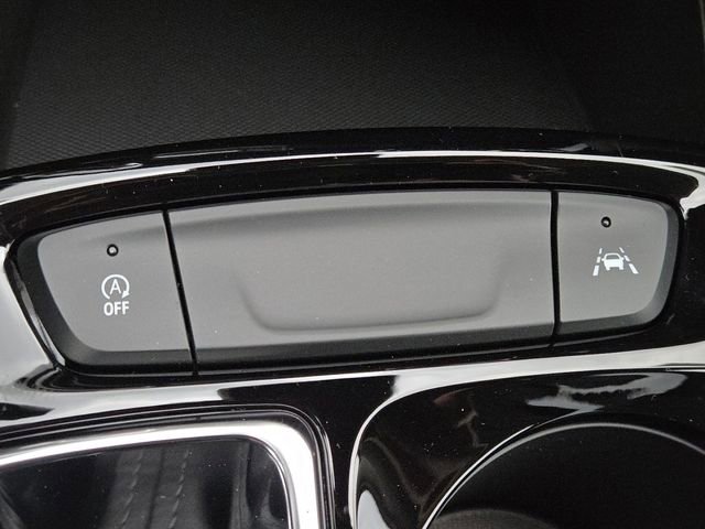 New 2026 Chevrolet Trax LT image 8