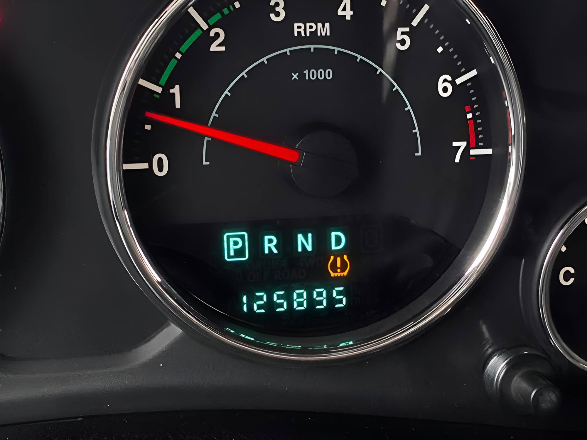 Used 2014 Jeep Wrangler Rubicon w/ Power Convenience Group image 20