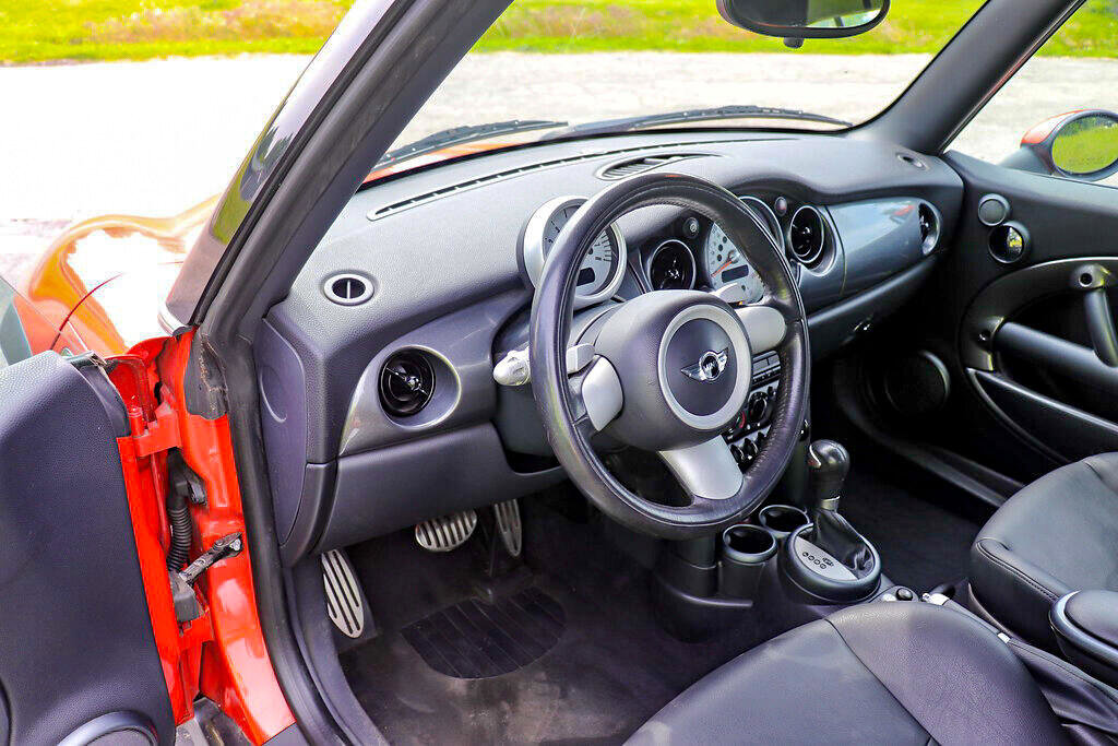 Used 2006 MINI Cooper S image 17