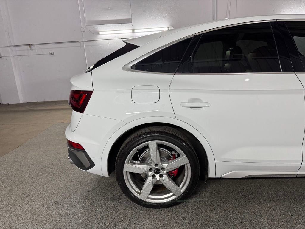 Used 2023 Audi SQ5 Premium Plus w/ Premium Plus Package image 6