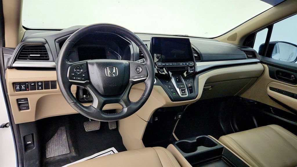 Used 2023 Honda Odyssey EX-L image 13
