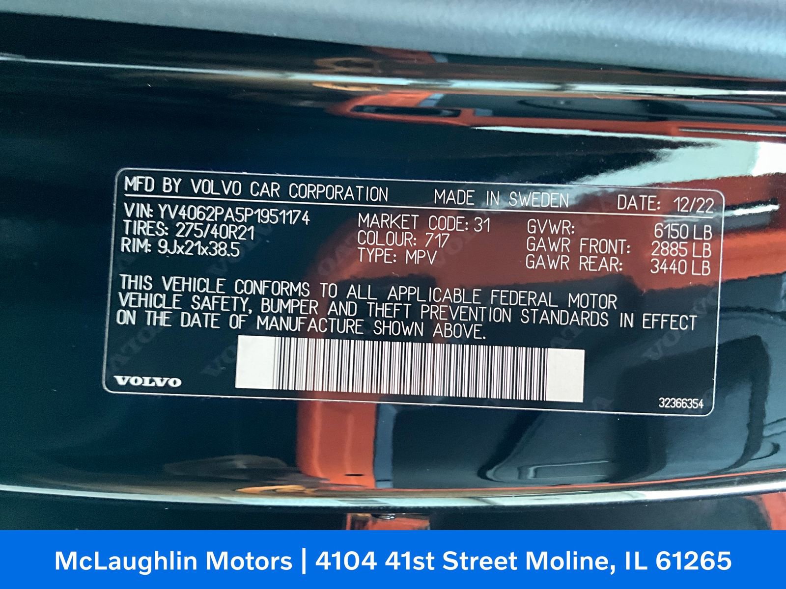 Certified 2023 Volvo XC90 B6 Ultimate w/ Protection Package Premier image 34