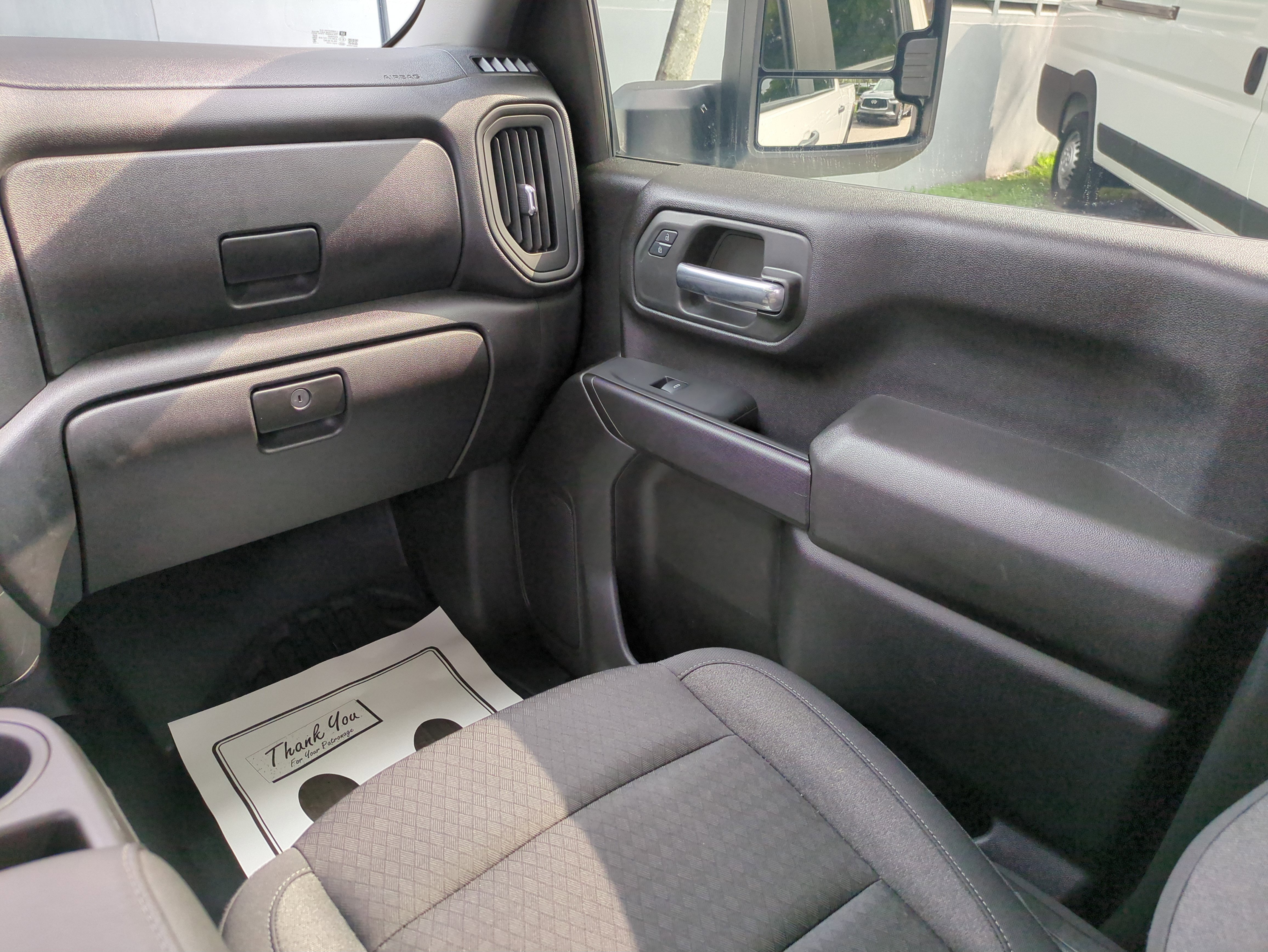 Used 2024 GMC Sierra 2500 Pro w/ Convenience Package image 17