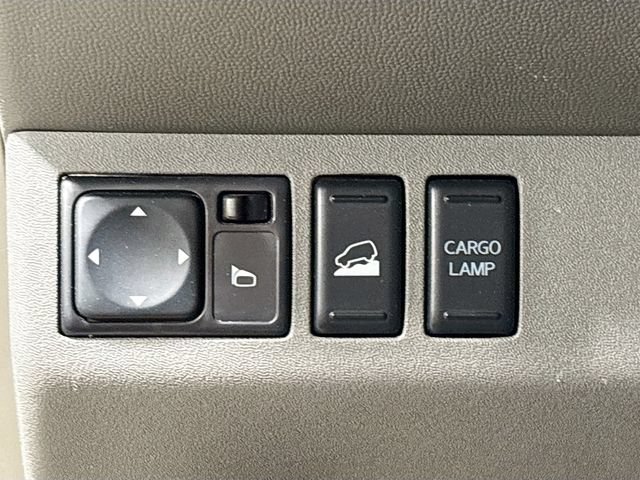 Used 2014 Nissan Frontier SV AWD/4WD image 11