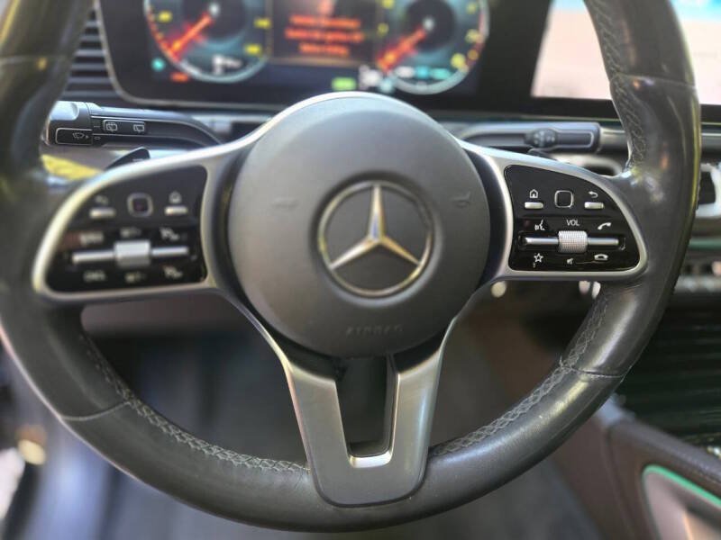 Used 2020 Mercedes-Benz GLE 450 4MATIC image 18