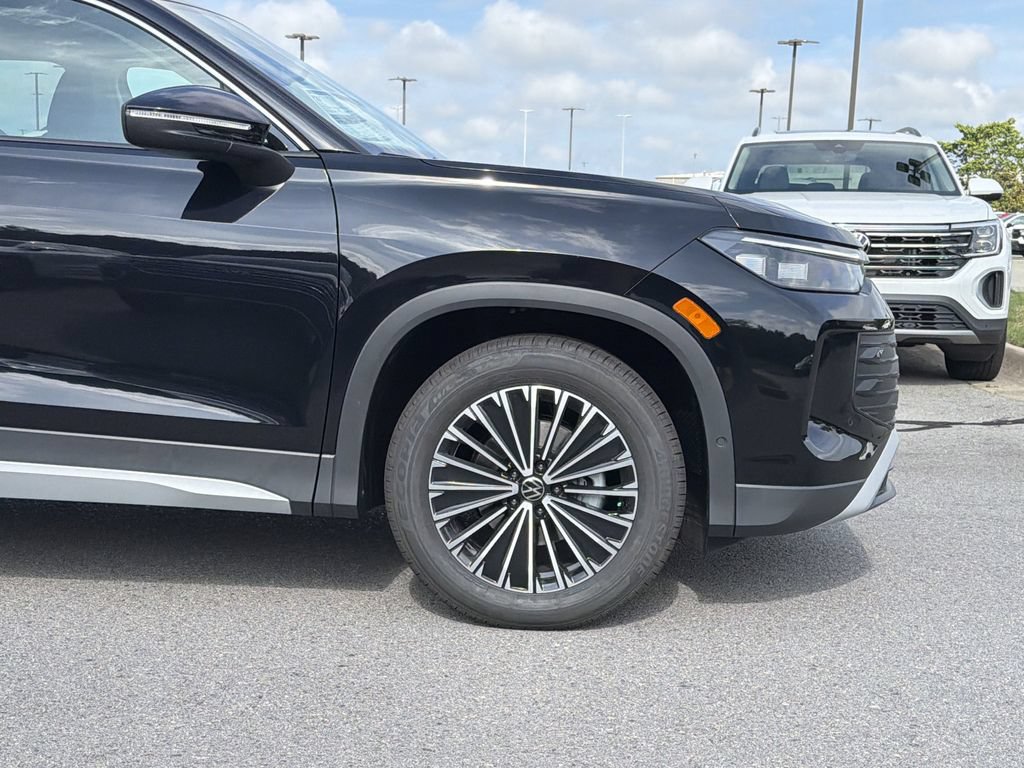 New 2026 Volkswagen Tiguan S FWD image 9