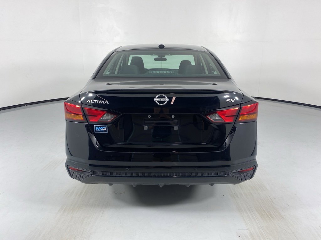 Used 2024 Nissan Altima 2.5 SV image 6