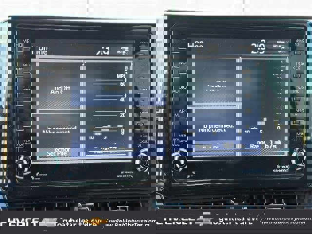 Used 2022 Toyota Corolla LE image 19