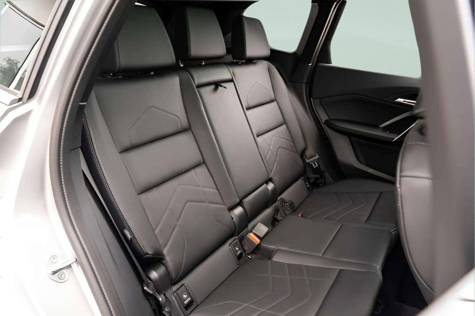 Used 2025 BMW X1 xDrive28i image 28