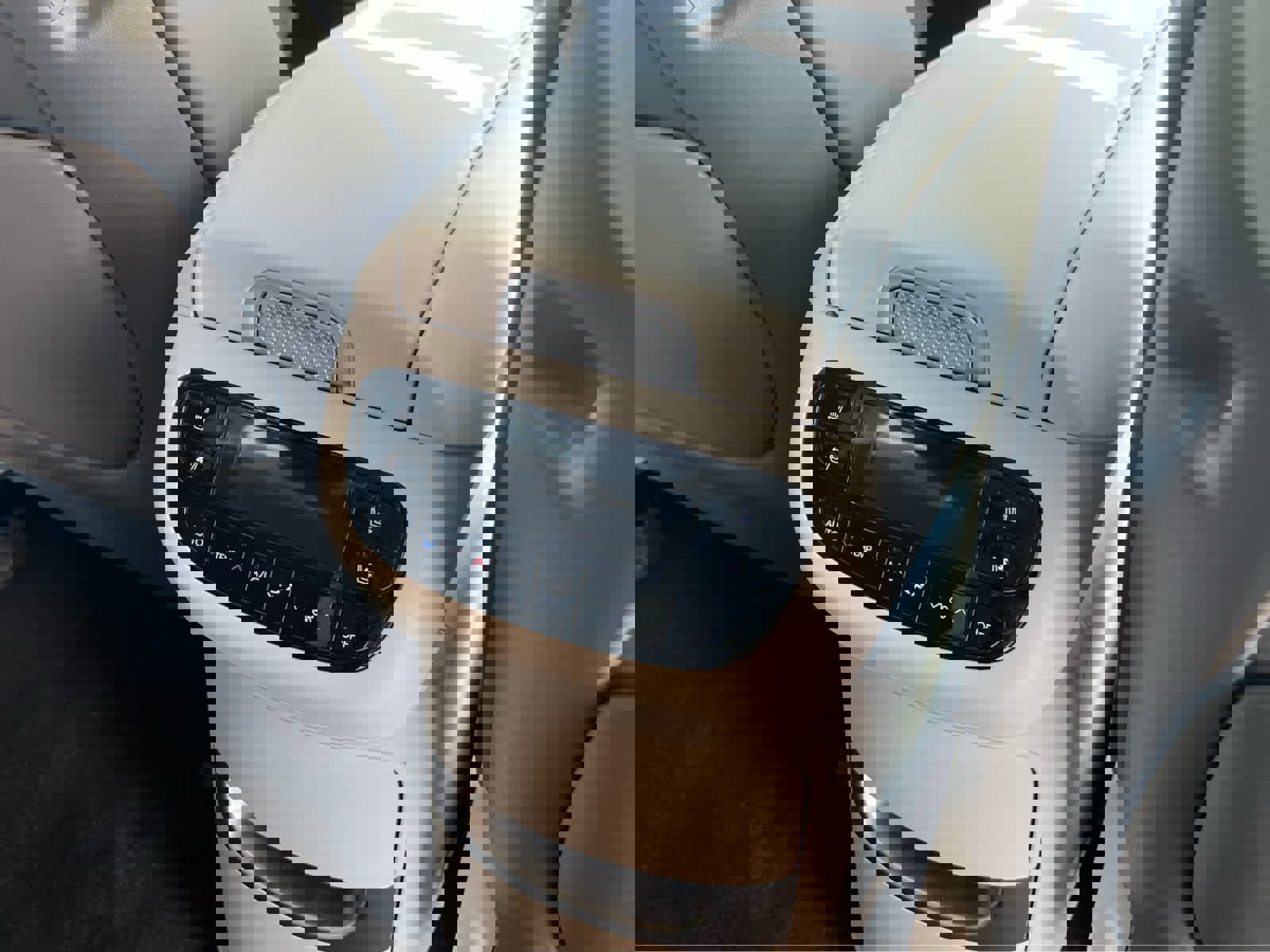 New 2026 Hyundai Ioniq 9 Limited image 24