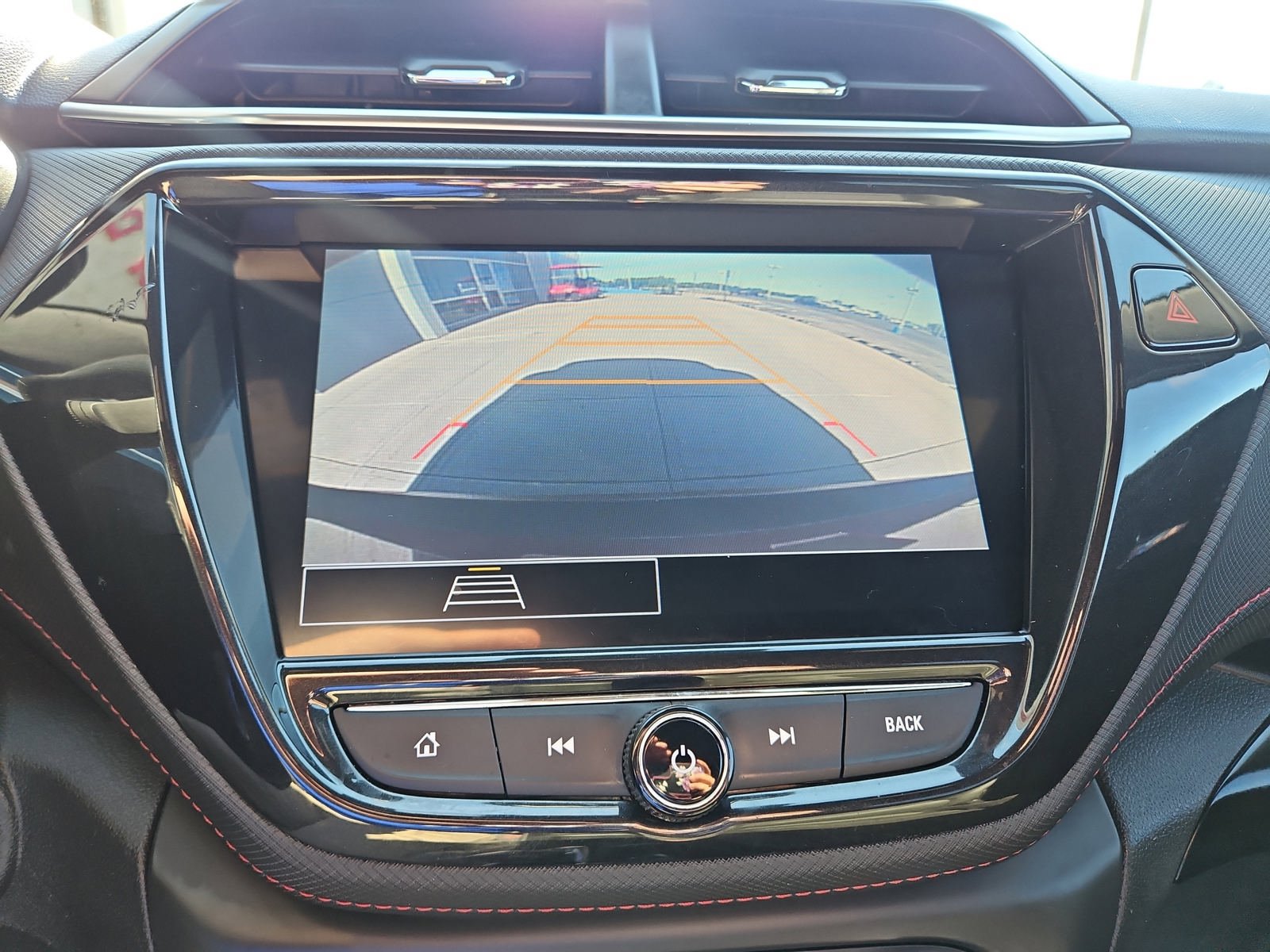 Used 2023 Chevrolet TrailBlazer RS w/ Convenience Package FWD image 10