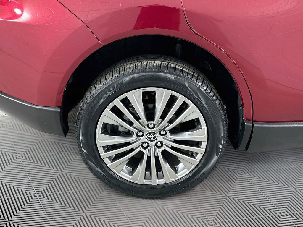 Certified 2021 Toyota Venza Limited w/ Advanced Technology Package image 27