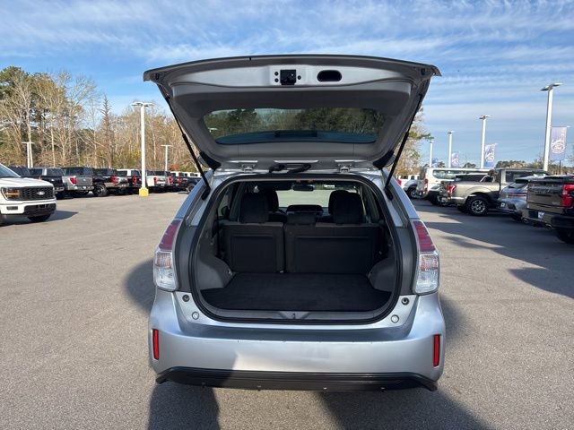 Used 2016 Toyota Prius V Three image 23