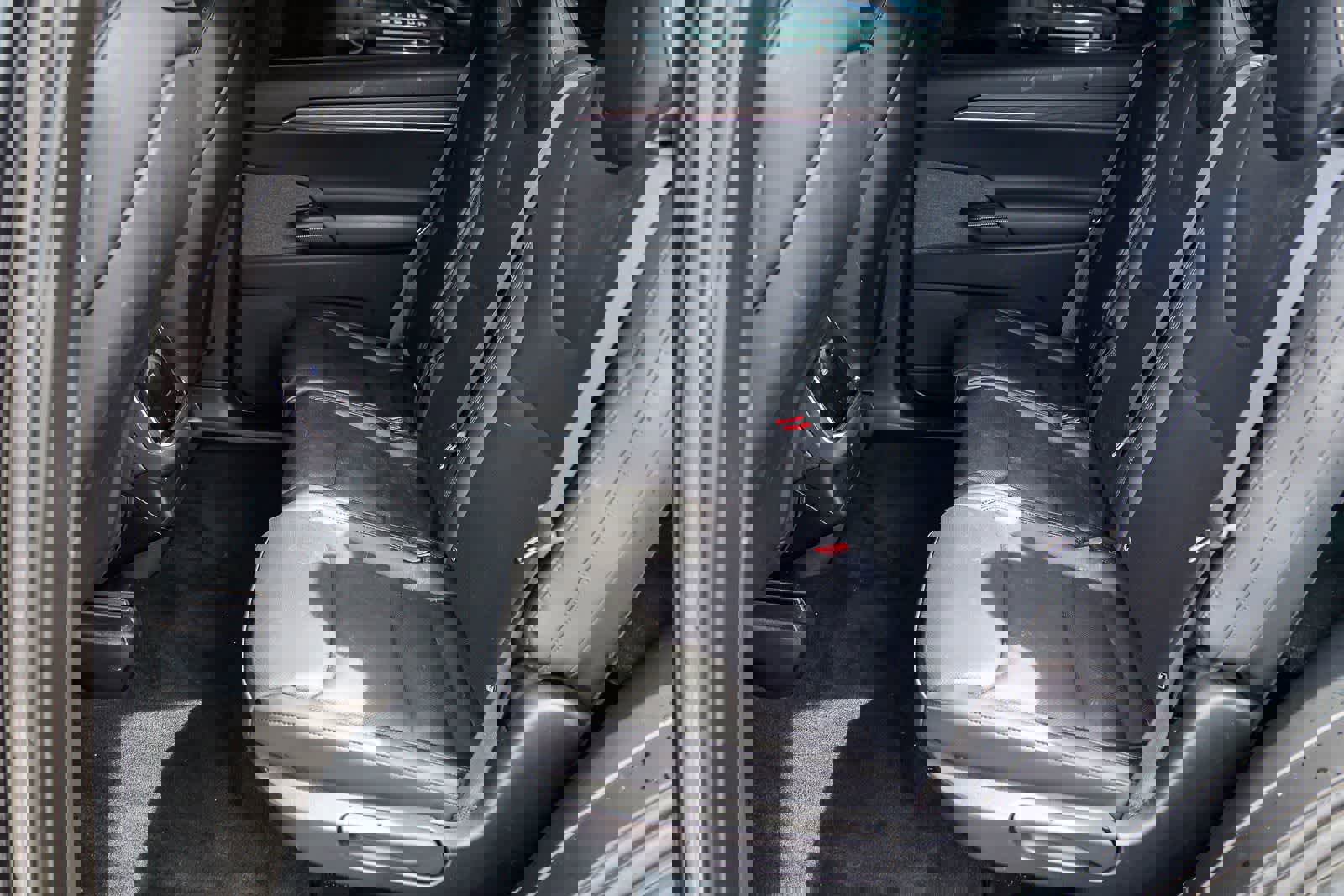 Used 2024 Tesla Model X image 18