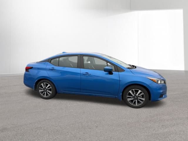 Used 2021 Nissan Versa SV image 5