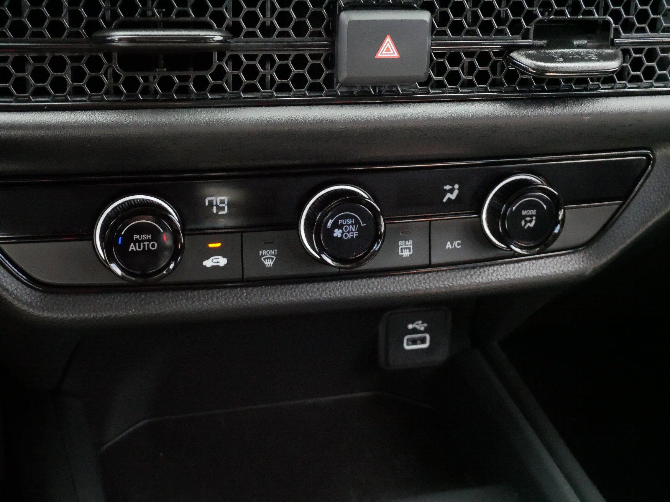 Used 2025 Honda HR-V LX image 24
