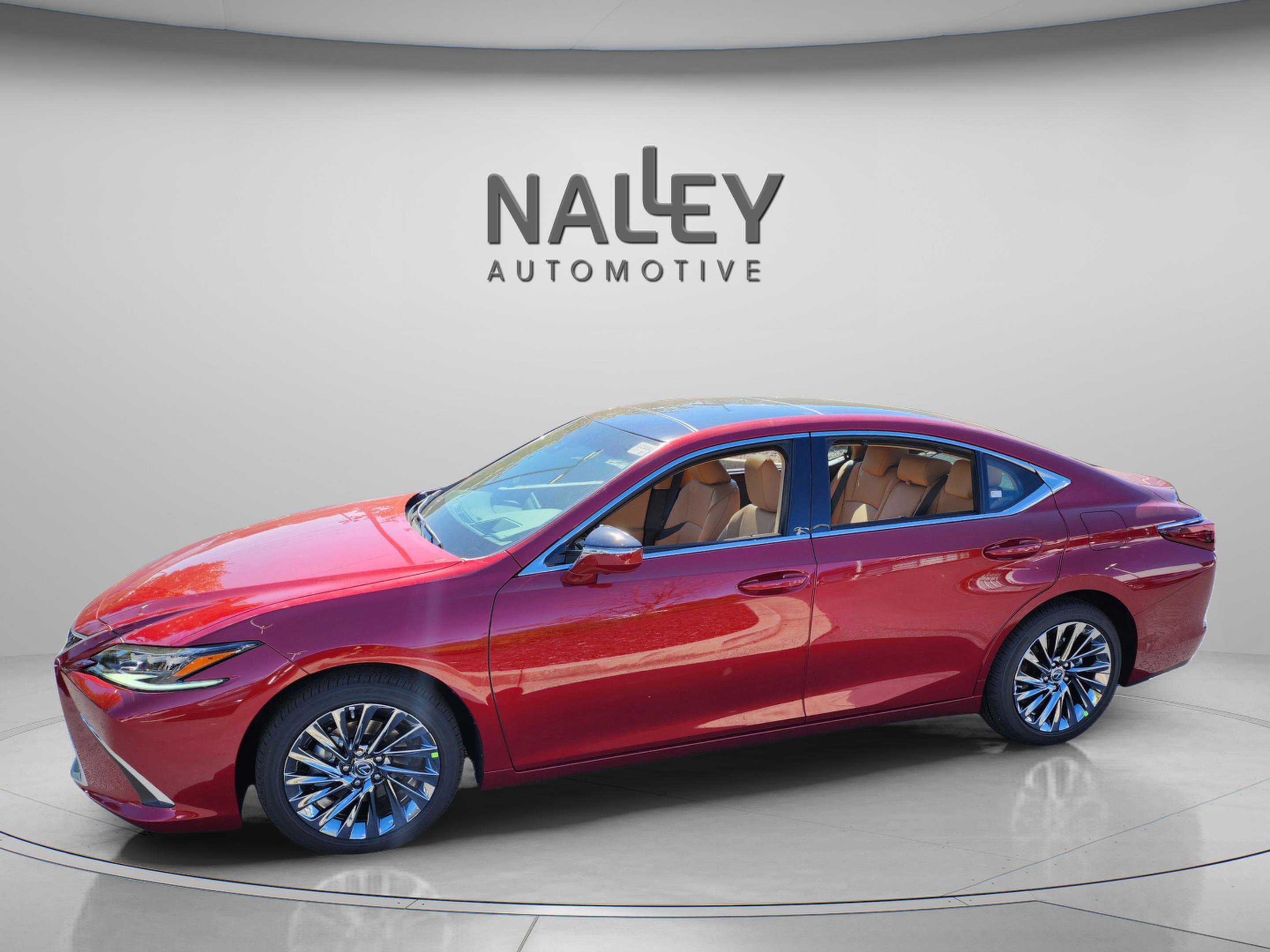 New 2025 Lexus ES 350 Ultra Luxury image 2