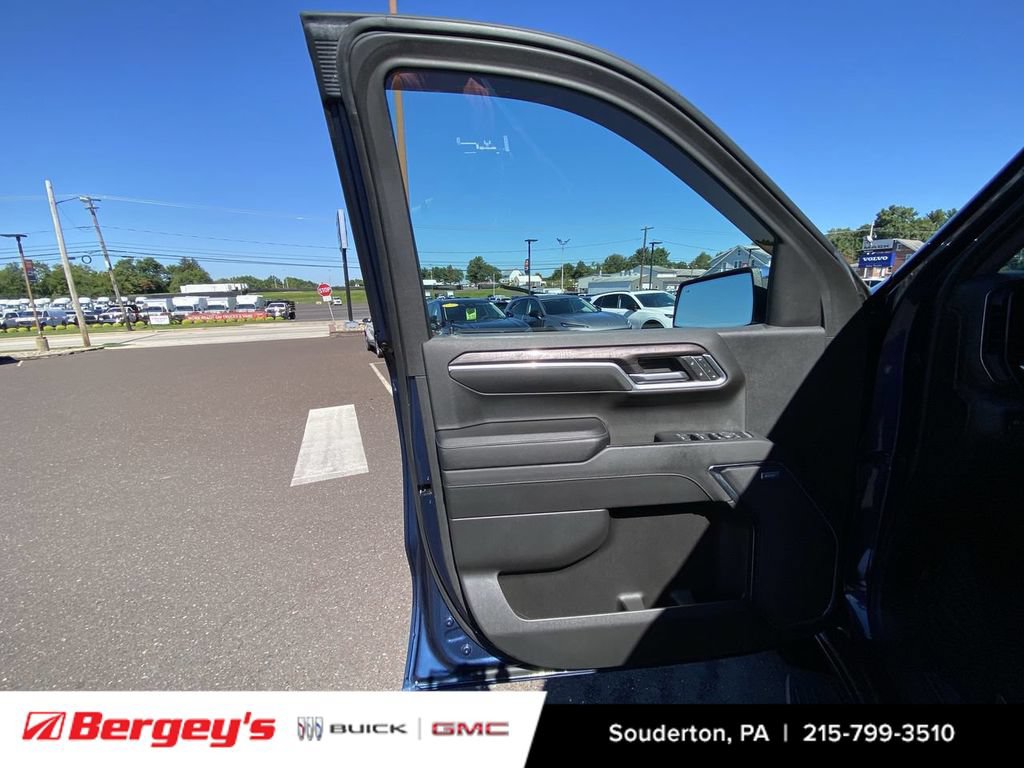 Certified 2022 Chevrolet Silverado 1500 LTZ AWD/4WD image 26