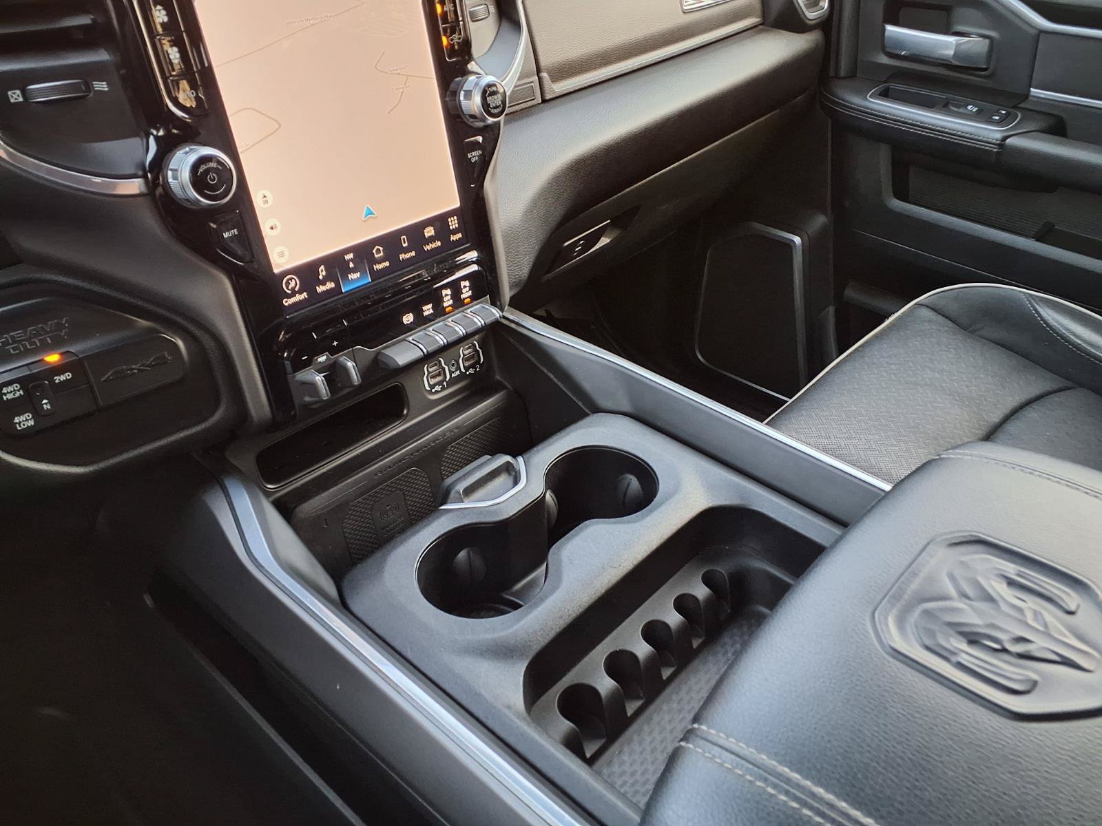 Used 2022 RAM 3500 Laramie AWD/4WD image 25
