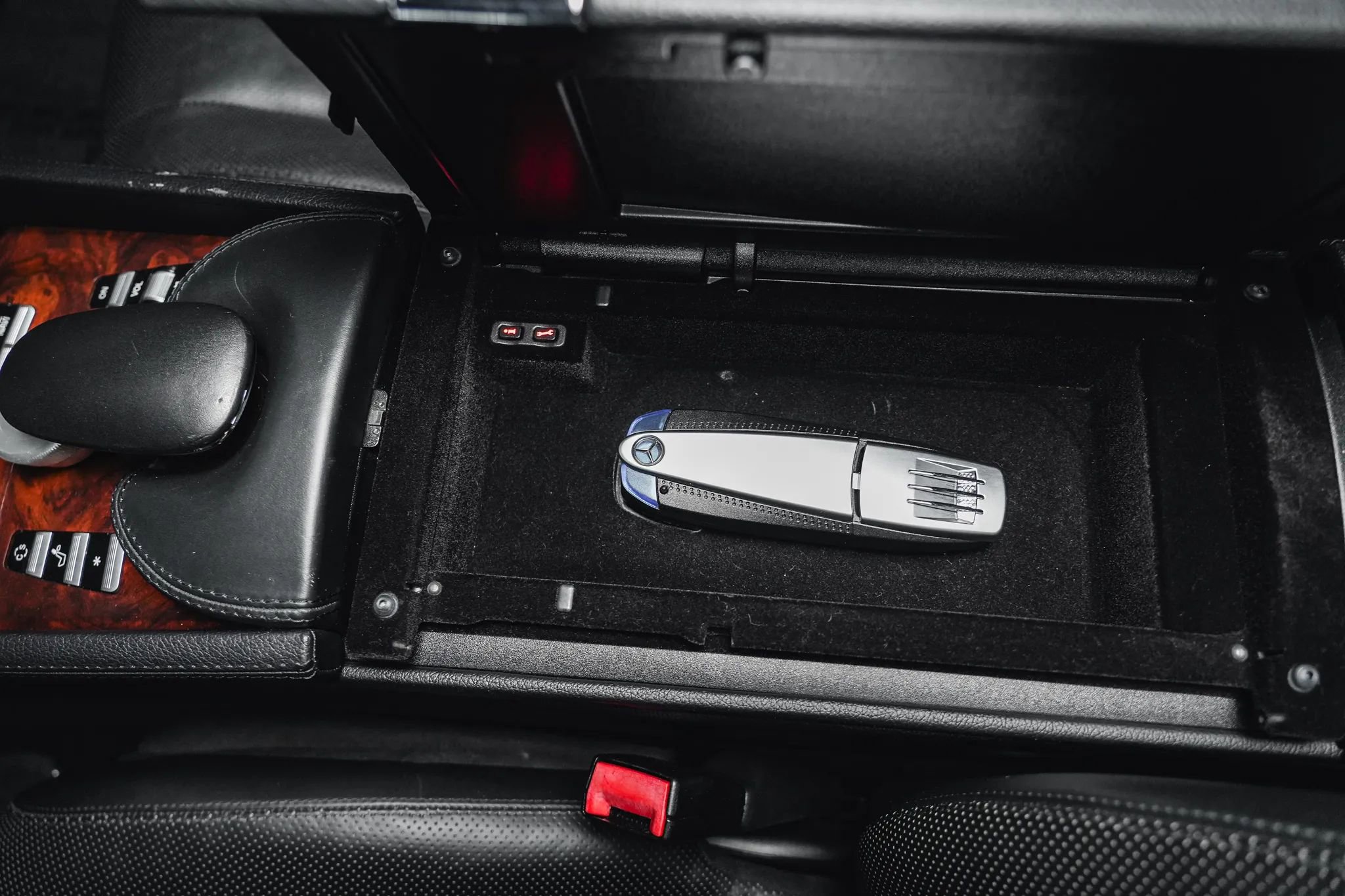 Used 2009 Mercedes-Benz CL 550 4MATIC image 59