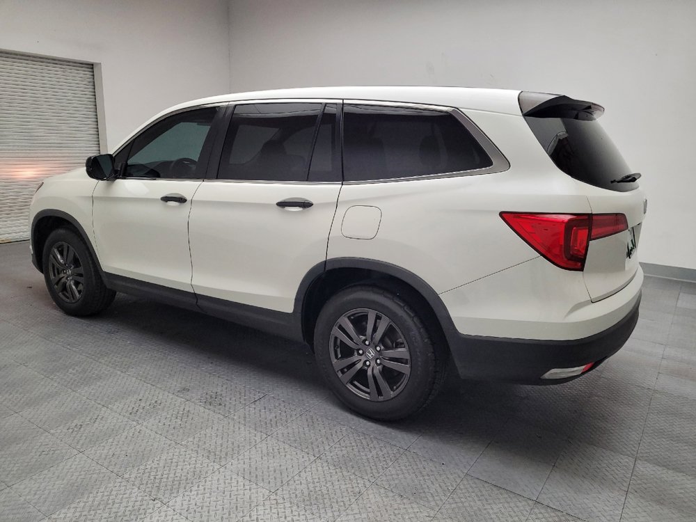 Used 2018 Honda Pilot LX image 3