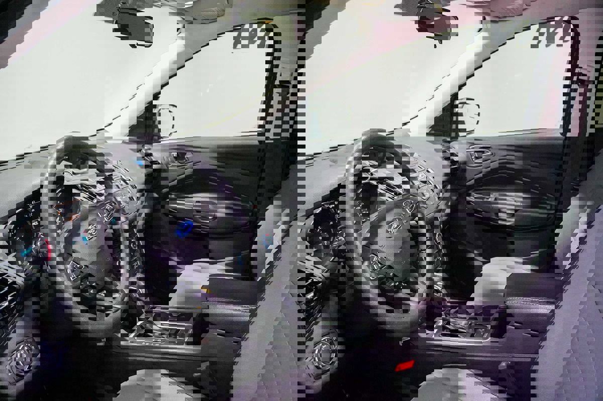 Used 2017 Ford Escape S image 12