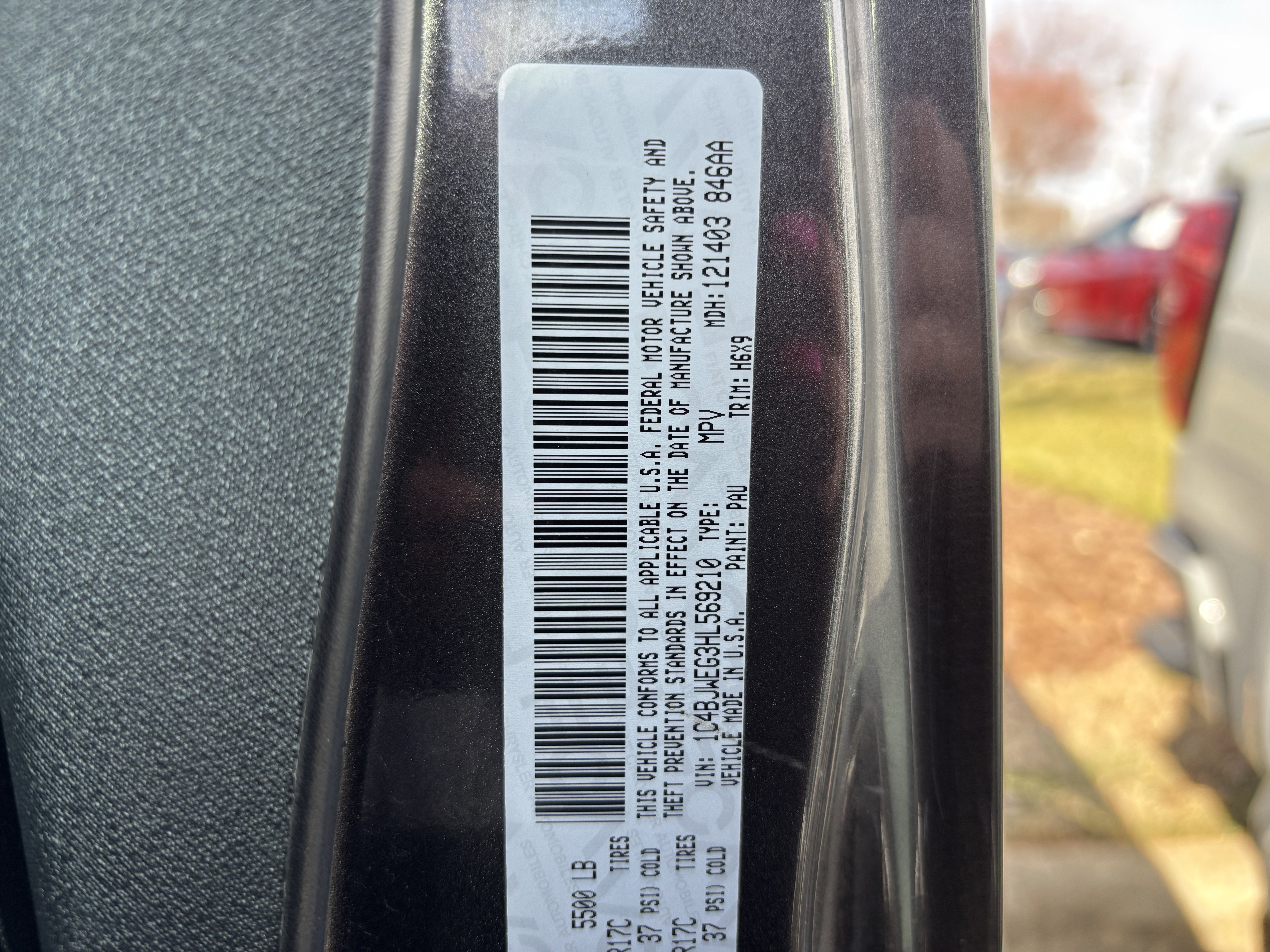 Used 2017 Jeep Wrangler Unlimited Sahara image 37