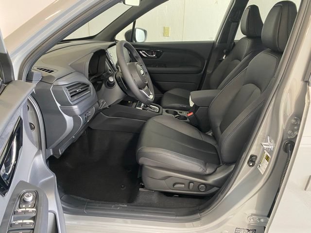 Used 2025 Subaru Forester Limited AWD/4WD image 8