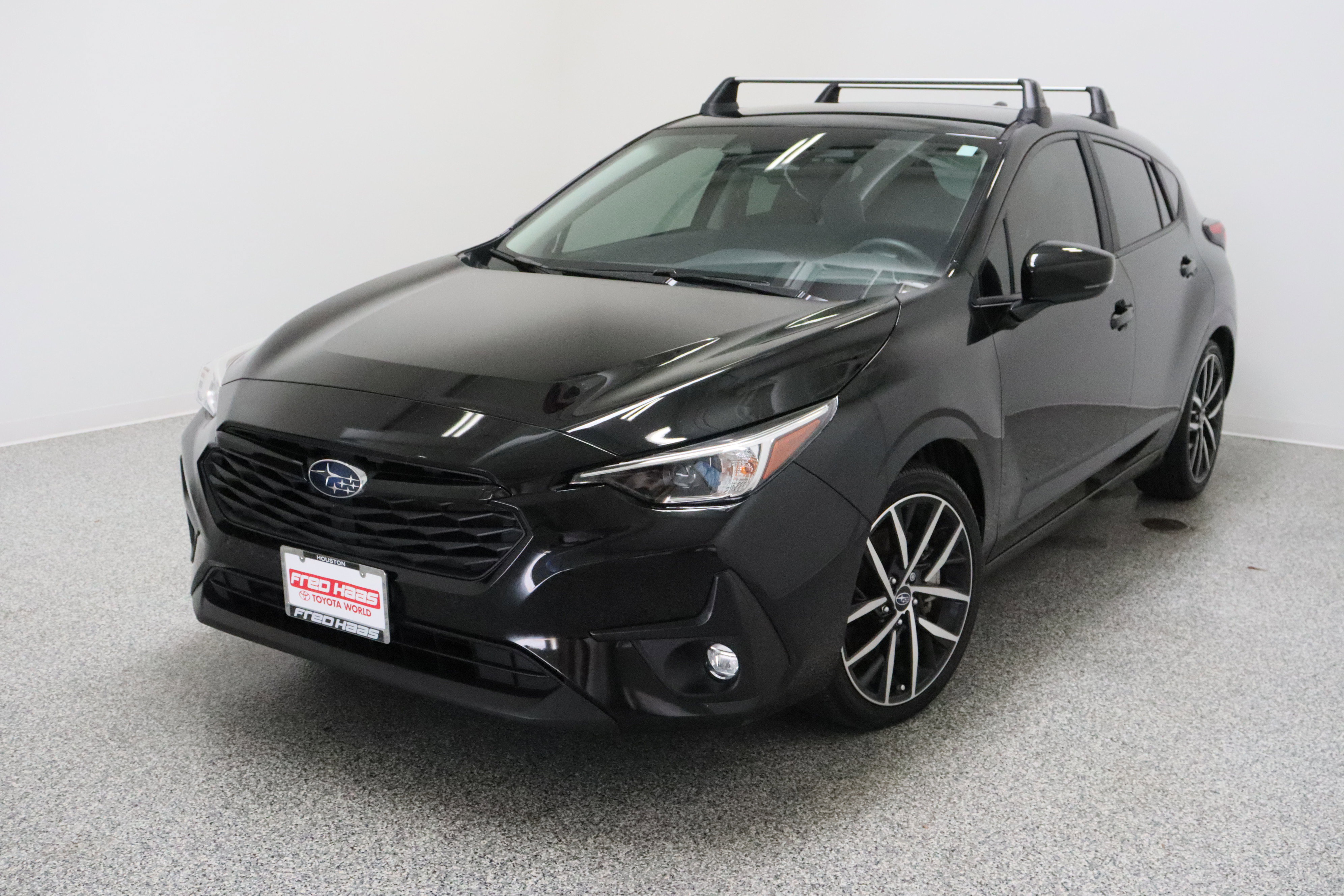 Used 2025 Subaru Impreza 2.0i Sport AWD/4WD image 2