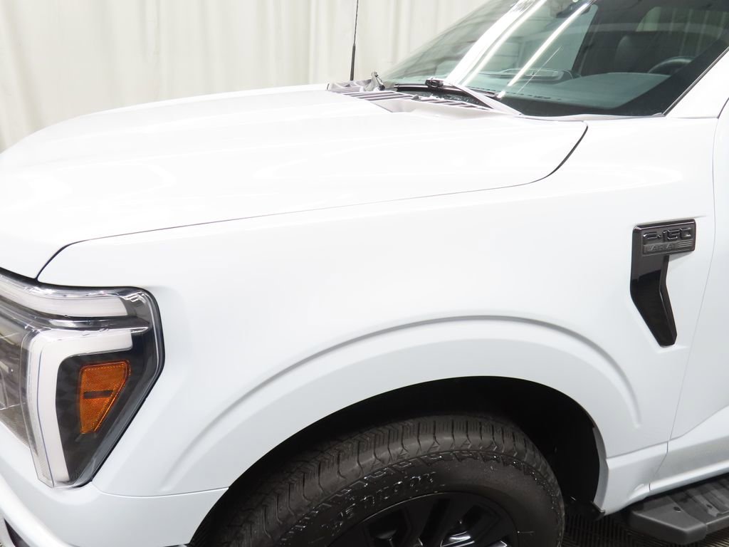 Used 2025 Ford F150 Lariat AWD/4WD image 42