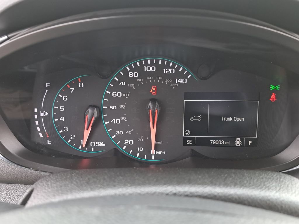 Used 2018 Chevrolet Trax LT w/ Redline Edition image 19