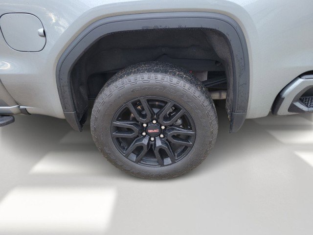 Used 2024 GMC Sierra 1500 AT4 w/ Technology Package image 6