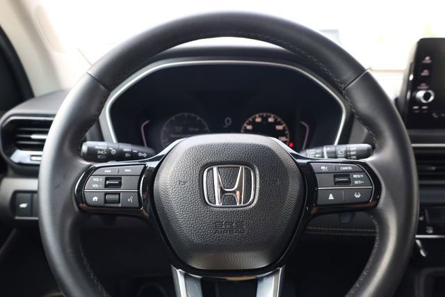 Used 2025 Honda Pilot EX-L image 17