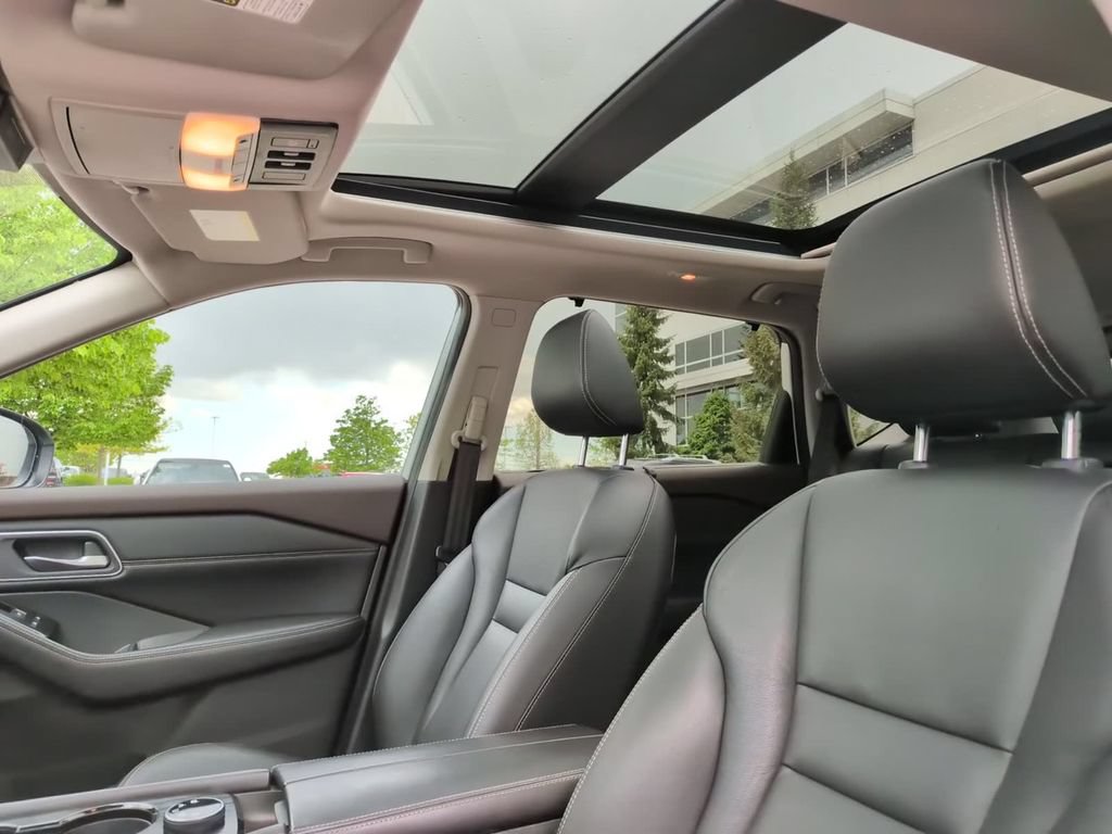 Used 2021 Nissan Rogue SL w/ Premium Package AWD/4WD image 26