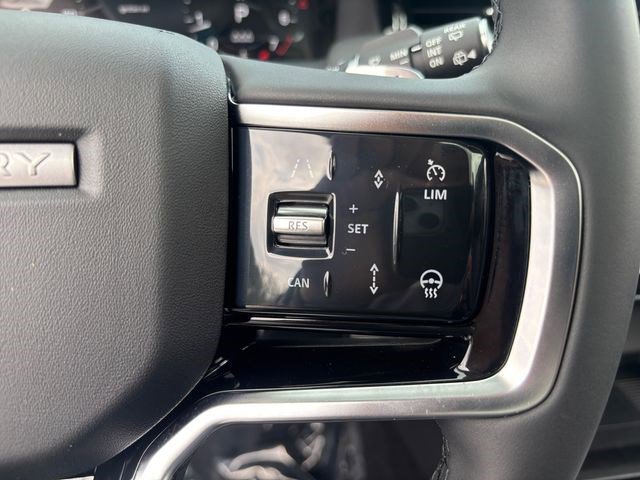 Used 2025 Land Rover Discovery Sport S AWD/4WD image 28