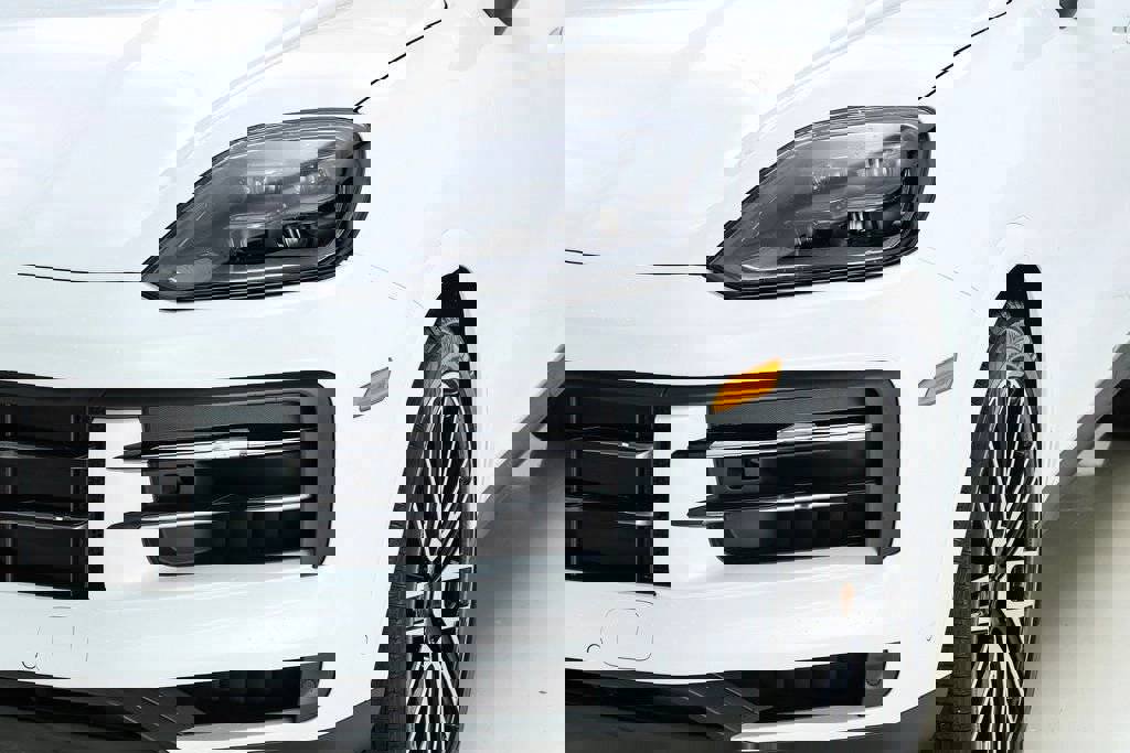 New 2026 Porsche Cayenne S image 33