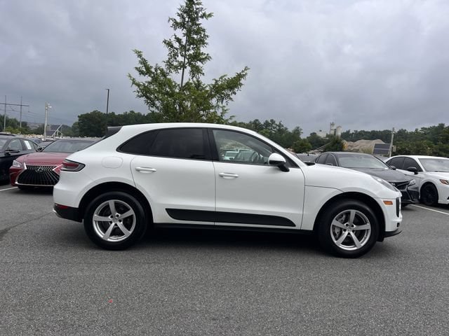Used 2021 Porsche Macan AWD/4WD image 6