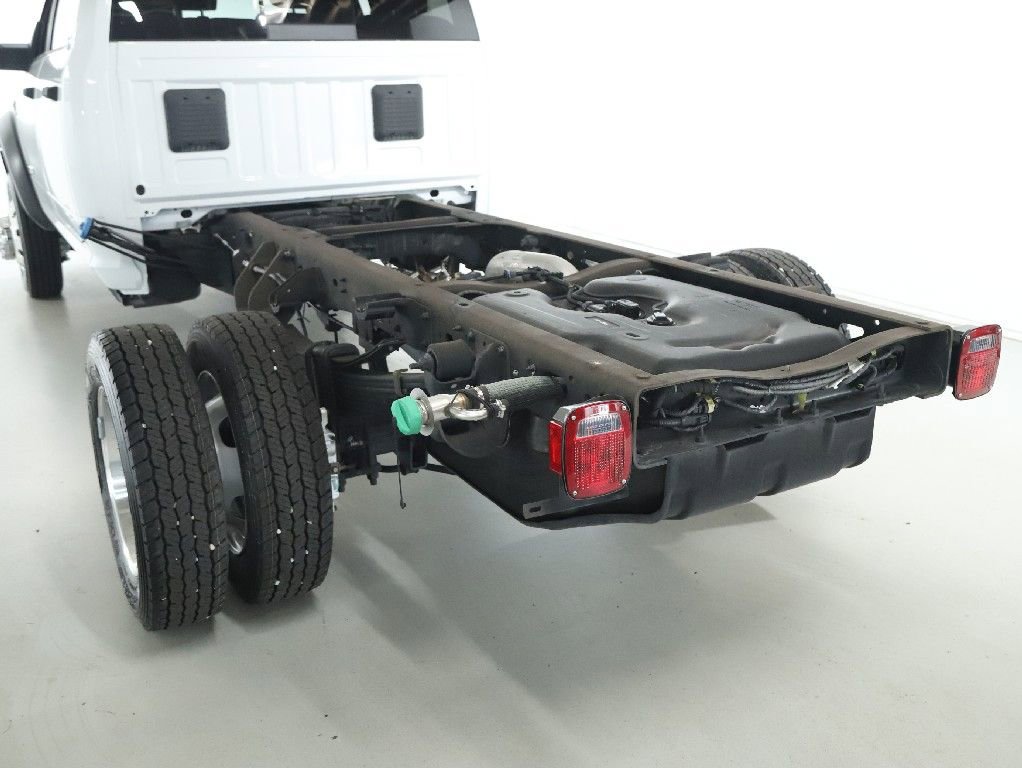 Used 2024 RAM 4500 SLT w/ Quick Order Package 2YG SLT image 43