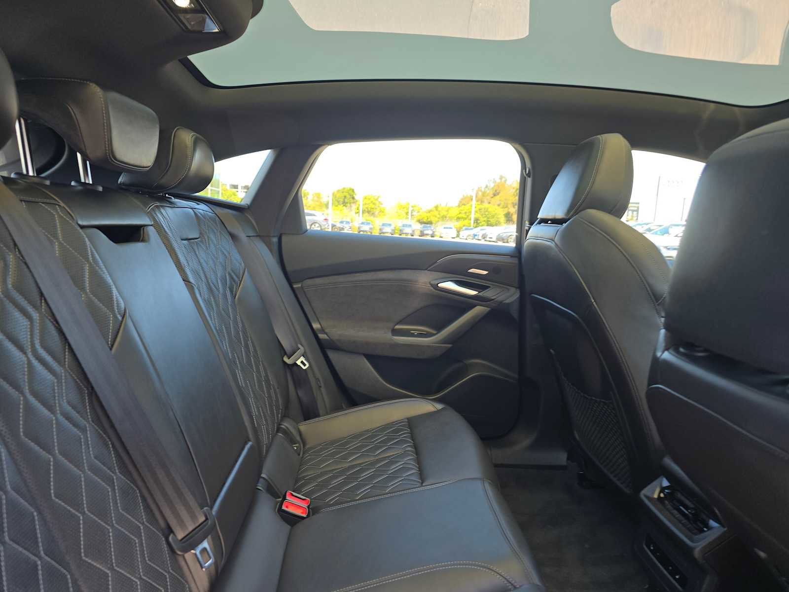 New 2025 Audi S6 e-tron Prestige image 11