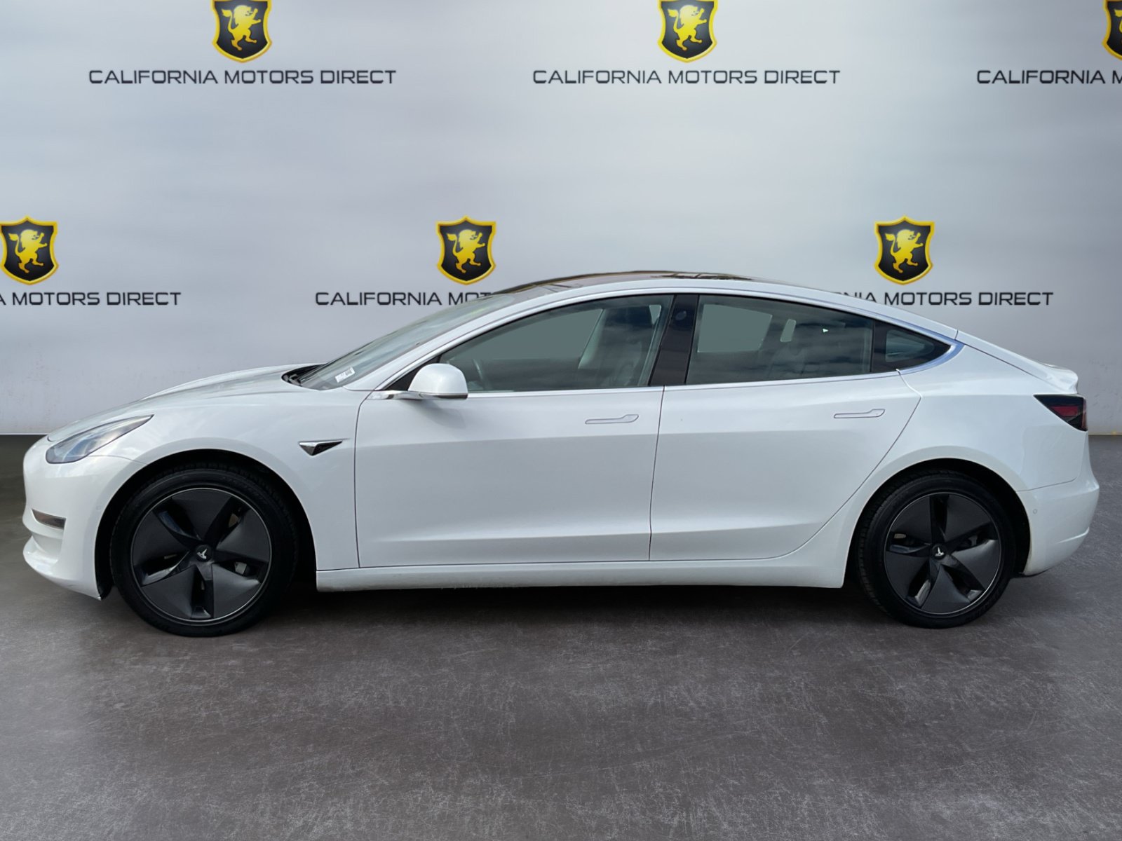 Used 2019 Tesla Model 3 Mid Range RWD image 8