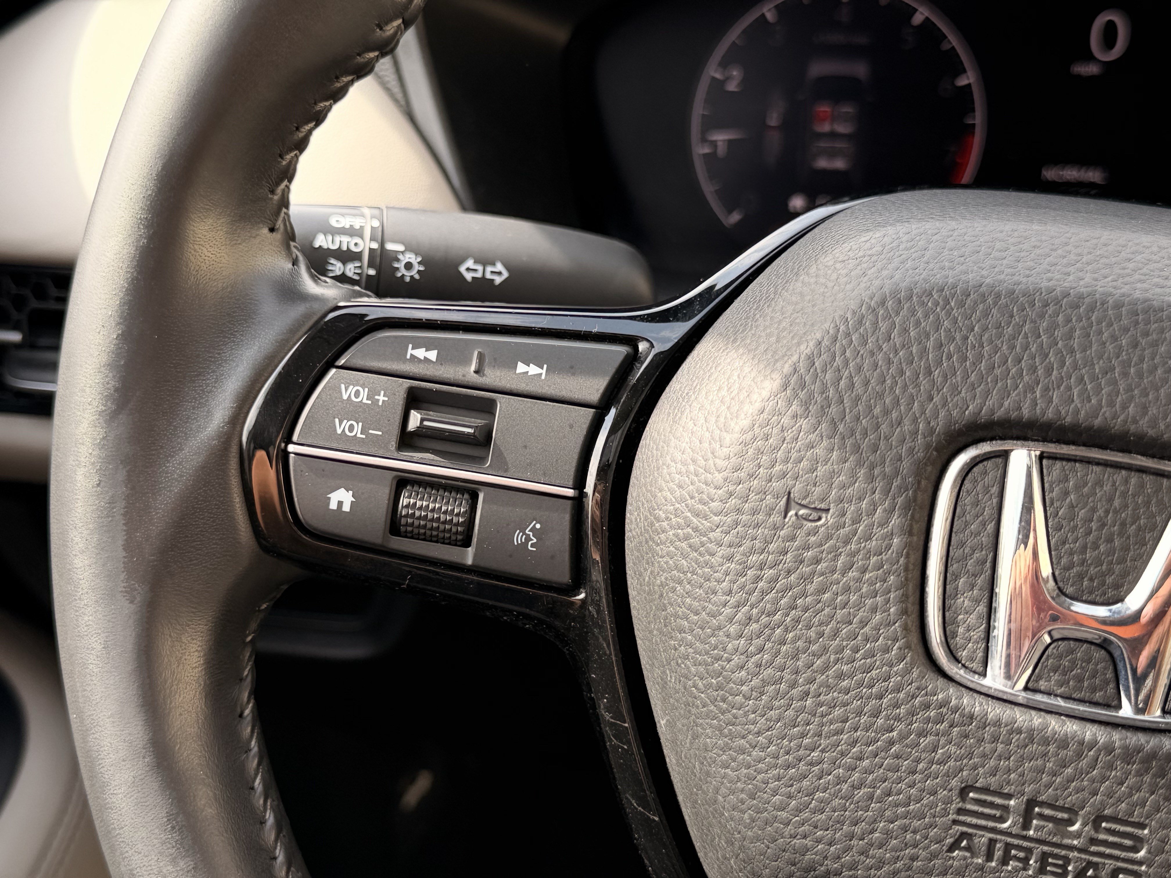 Certified 2024 Honda HR-V EX-L image 23