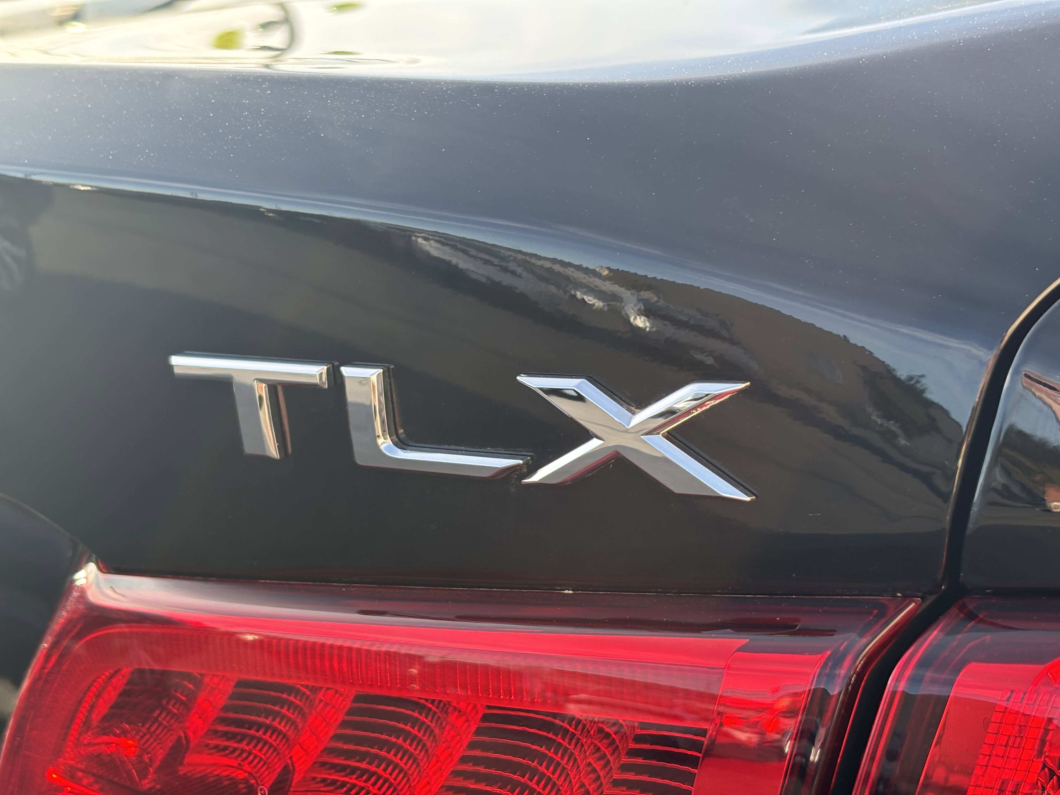Used 2019 Acura TLX w/ Technology Package image 11