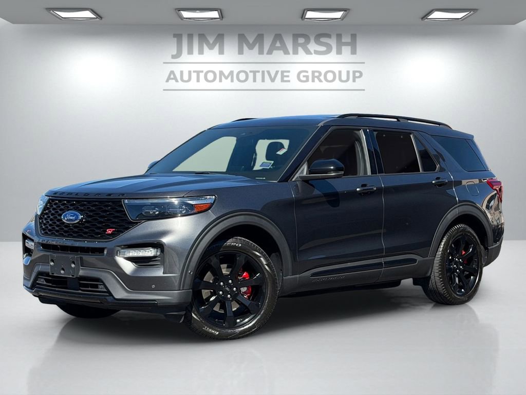 Used 2020 Ford Explorer ST w/ ST Street Pack image 2
