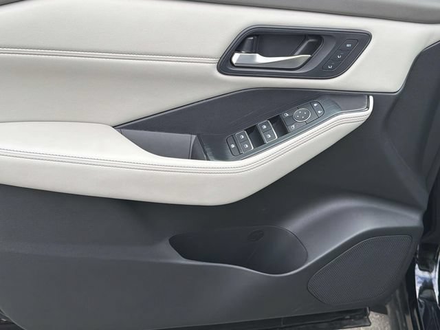 Certified 2023 Nissan Rogue SL FWD image 15