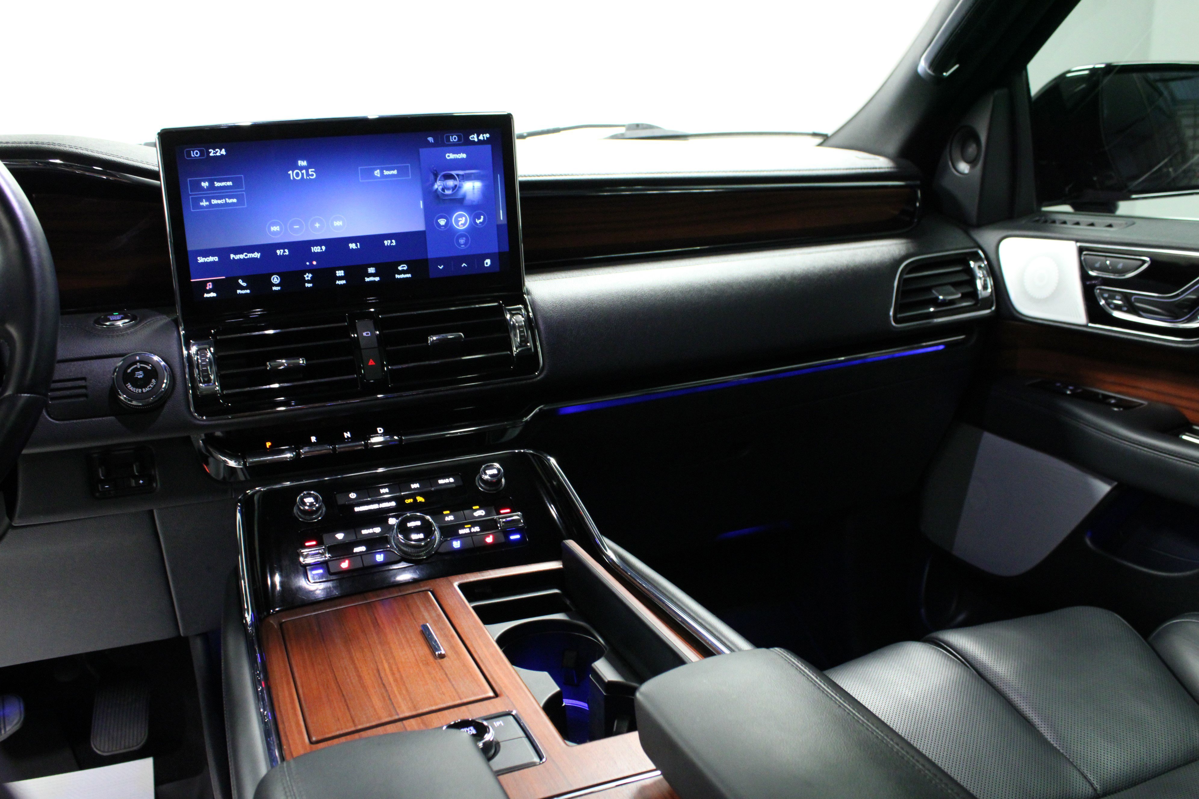 Used 2024 Lincoln Navigator Reserve w/ Equipment Group 201A image 19