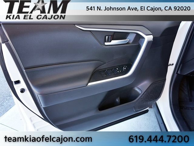 Used 2021 Toyota RAV4 XLE w/ Convenience Package AWD/4WD image 22