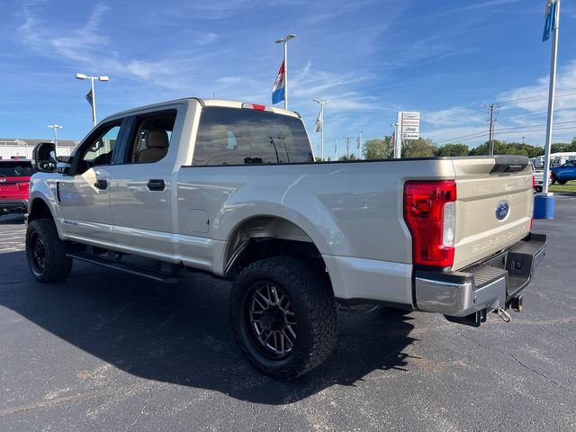 Used 2017 Ford F250 XLT w/ XLT Value Package AWD/4WD image 5